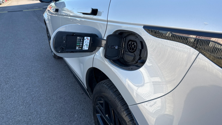 Land Rover Range Rover Evoque 1.5 P300e R-Dynamic SE 5dr Auto Hatchback